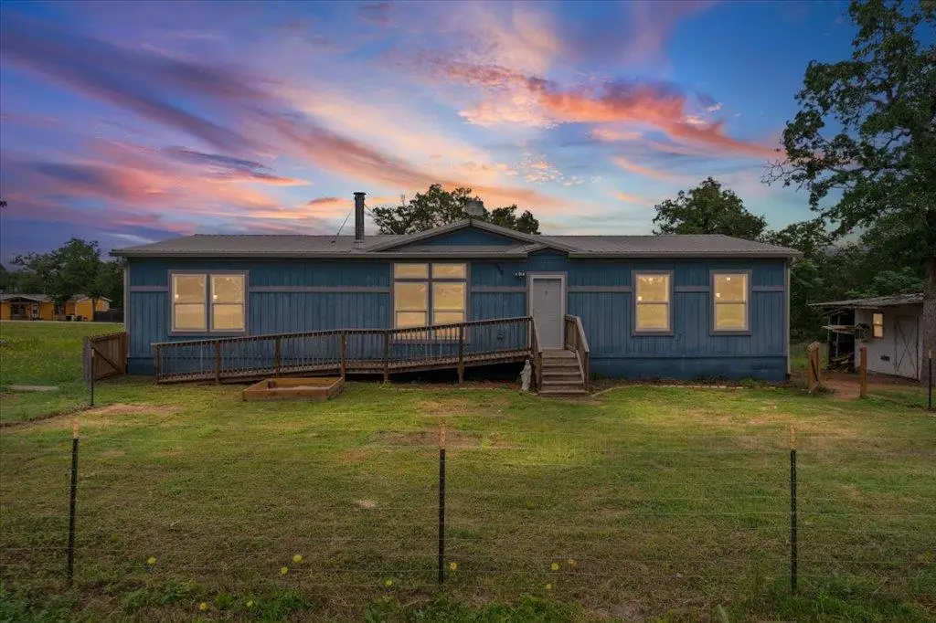 126 Cherokee Cir, Bastrop, TX 78695 - #1