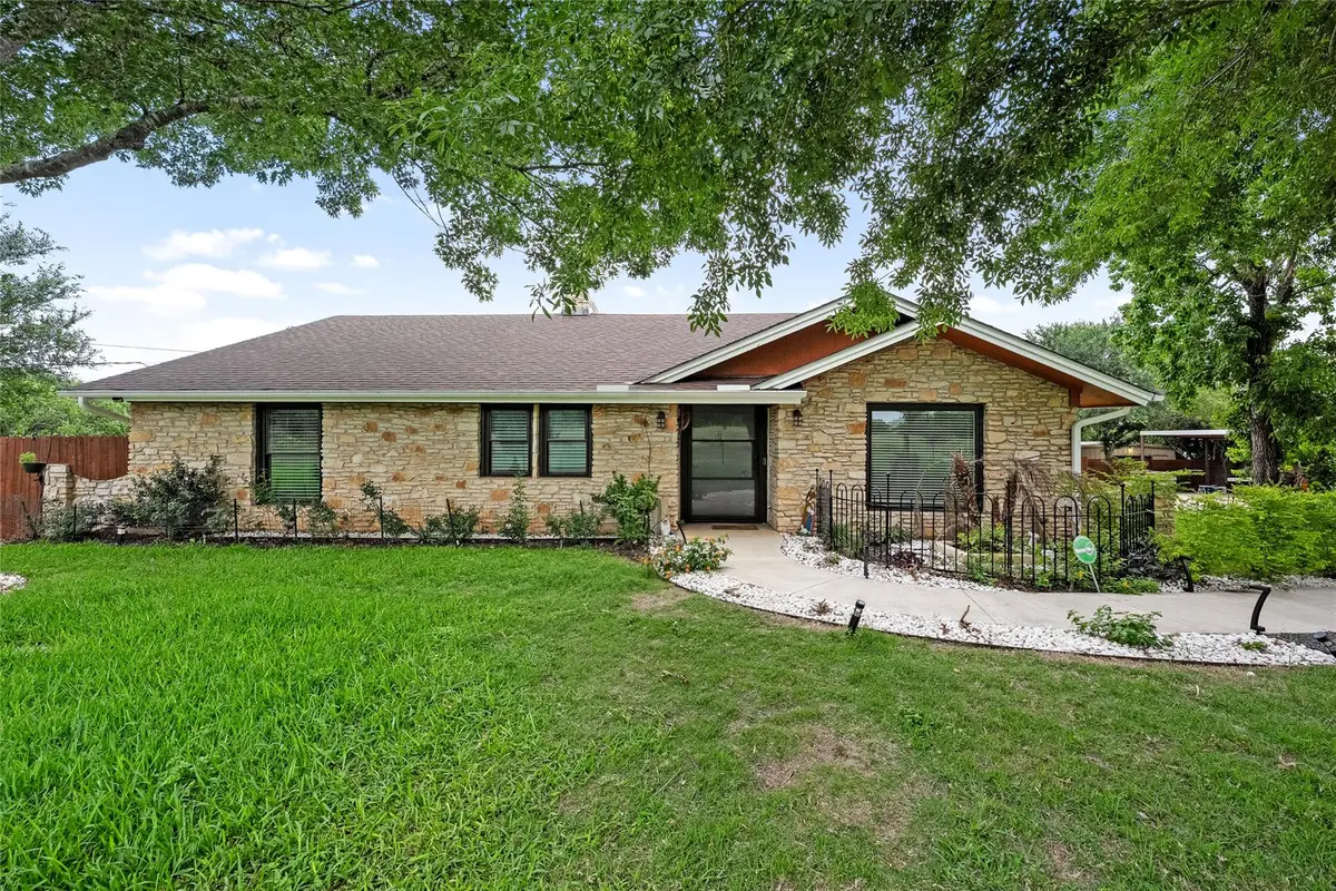 301 Oak Ridge Rd, Georgetown, TX 78628 - #1