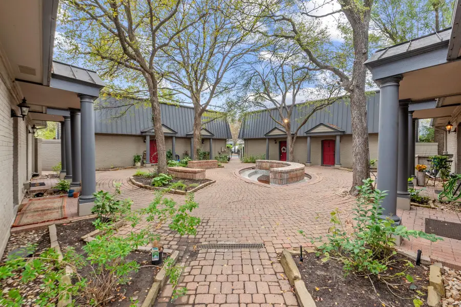 2500 Steck Ave #22, Austin, TX 78757 - #3