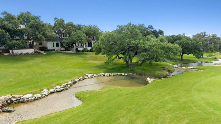 50 Tiburon Dr, The Hills, TX 78738 - #2