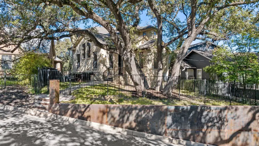 1018 Harwood Pl, Austin, TX 78704 - #2
