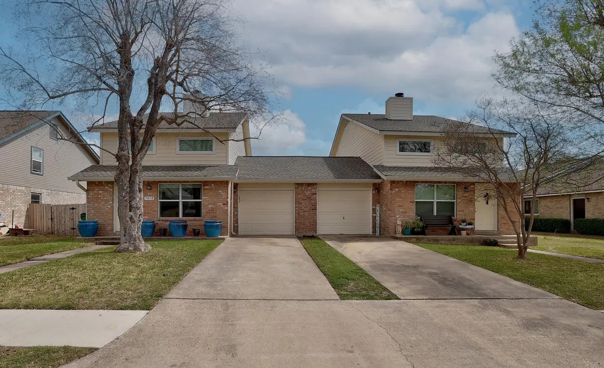 703 Valley View Dr #A & B, Pflugerville, TX 78660 - #1