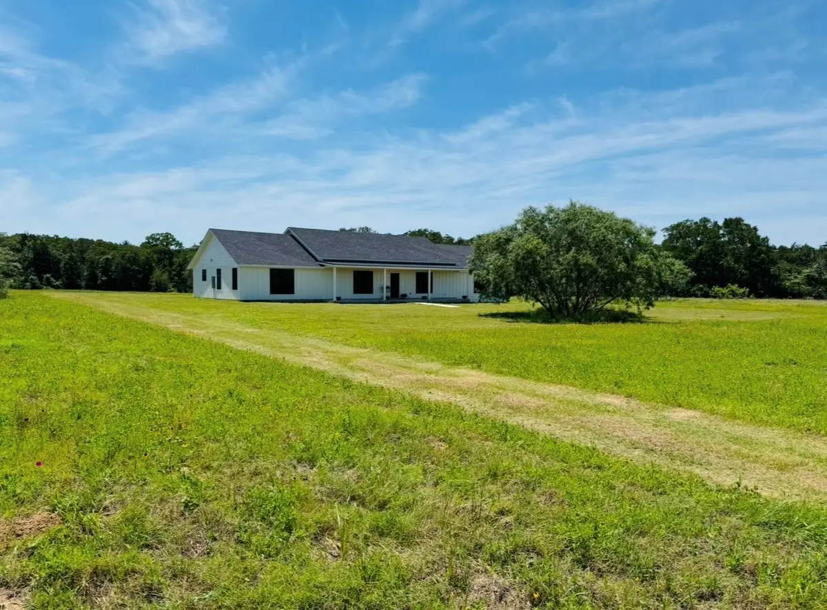 1300 Private Road 7037, Lexington, TX 78947 - #1