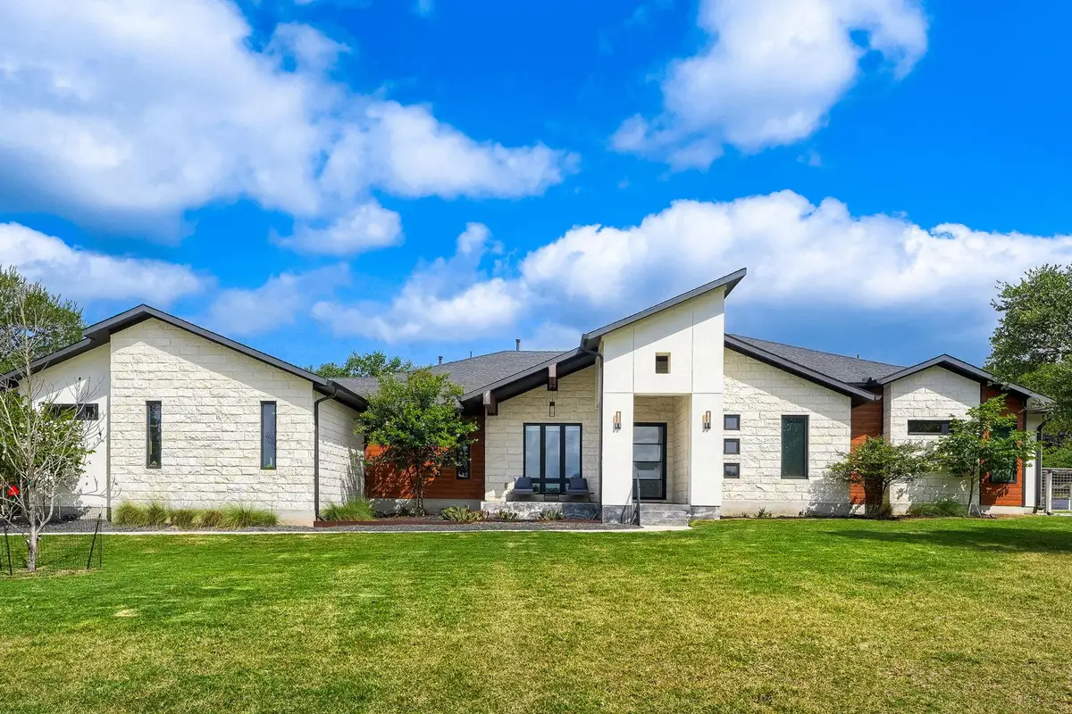200 Quarter Horse Ln, Driftwood, TX 78619 - #1
