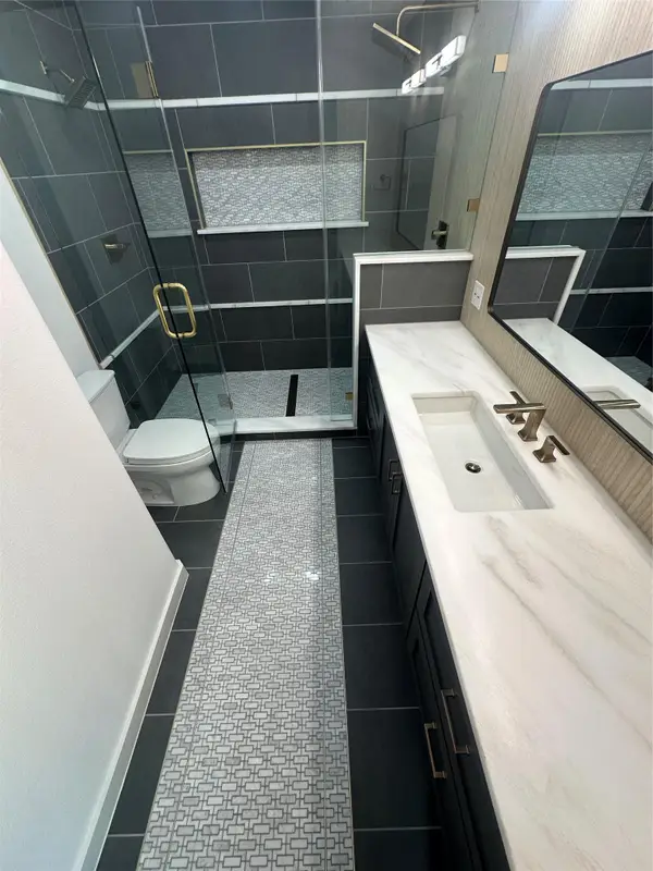 4910 Woodcreek Rd, Austin, TX 78749