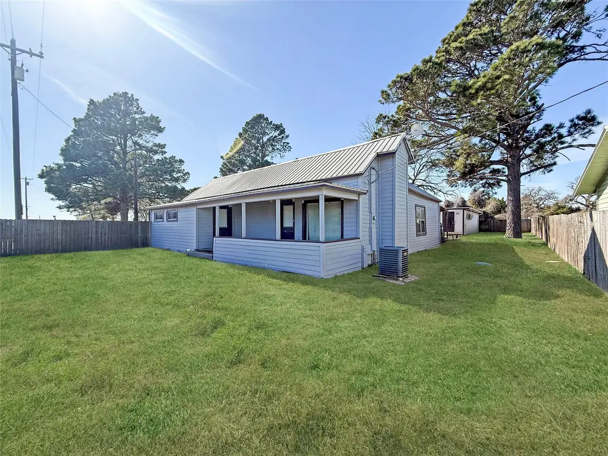 11143 N Highway 77, Lexington, TX 78947 - Image #1