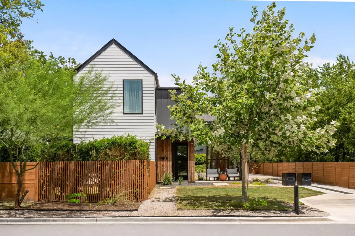 608 Brentwood St #A, Austin, TX 78752 - #1