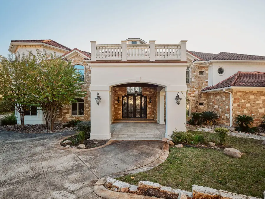 2705 Island Ledge Cv, Austin, TX 78746 - Image #3