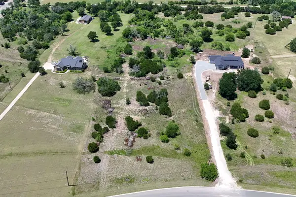 117 Stonehouse Dr, Liberty Hill, TX 78642