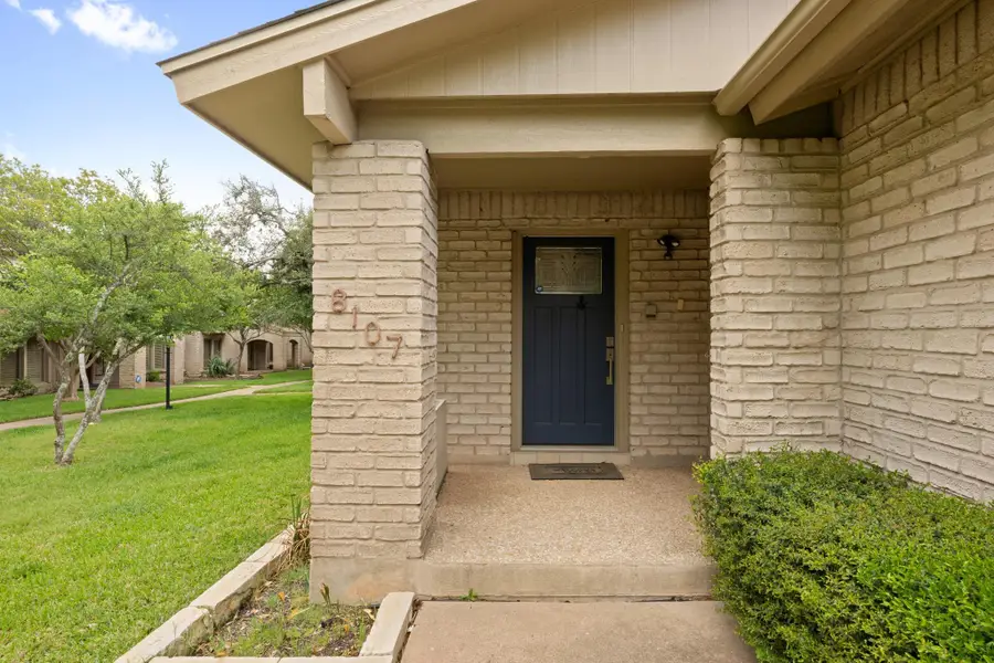 8107 Middle Ct, Austin, TX 78759 - #2