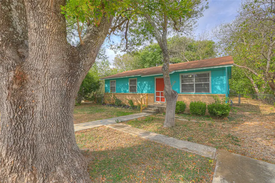 807 Sturgeon St, San Marcos, TX 78666 - Image #3