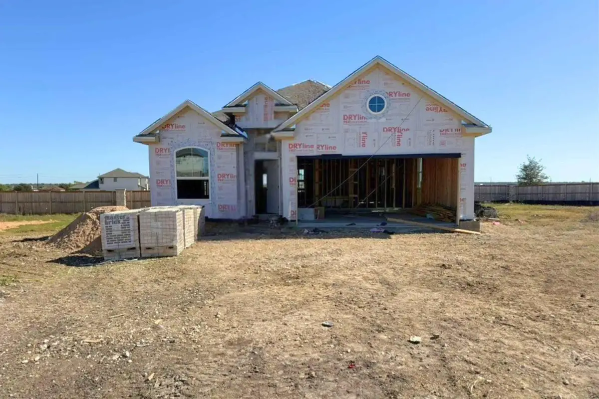 25641 Flora Bella Ln, Elgin, TX 78621 - Image #1