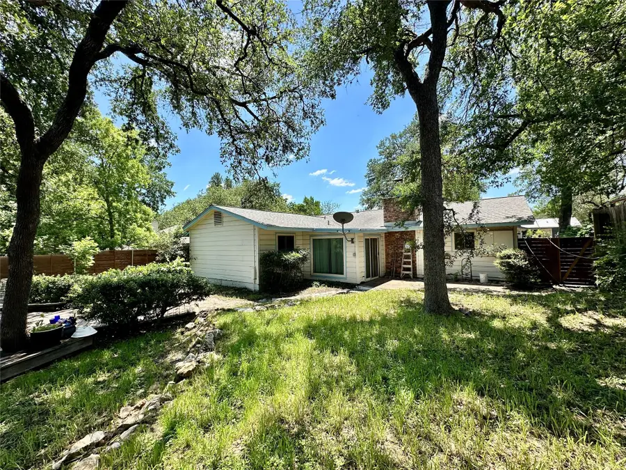 1704 Parkside Ln, Austin, TX 78745 - #2