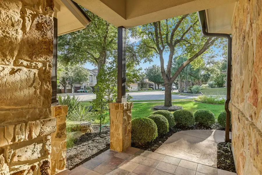 505 Horseback Holw, Austin, TX 78732 - #2