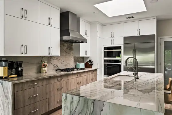 7021 Colberg Ct, Austin, TX 78749