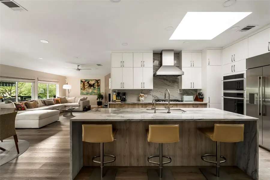 7021 Colberg Ct, Austin, TX 78749 - #2