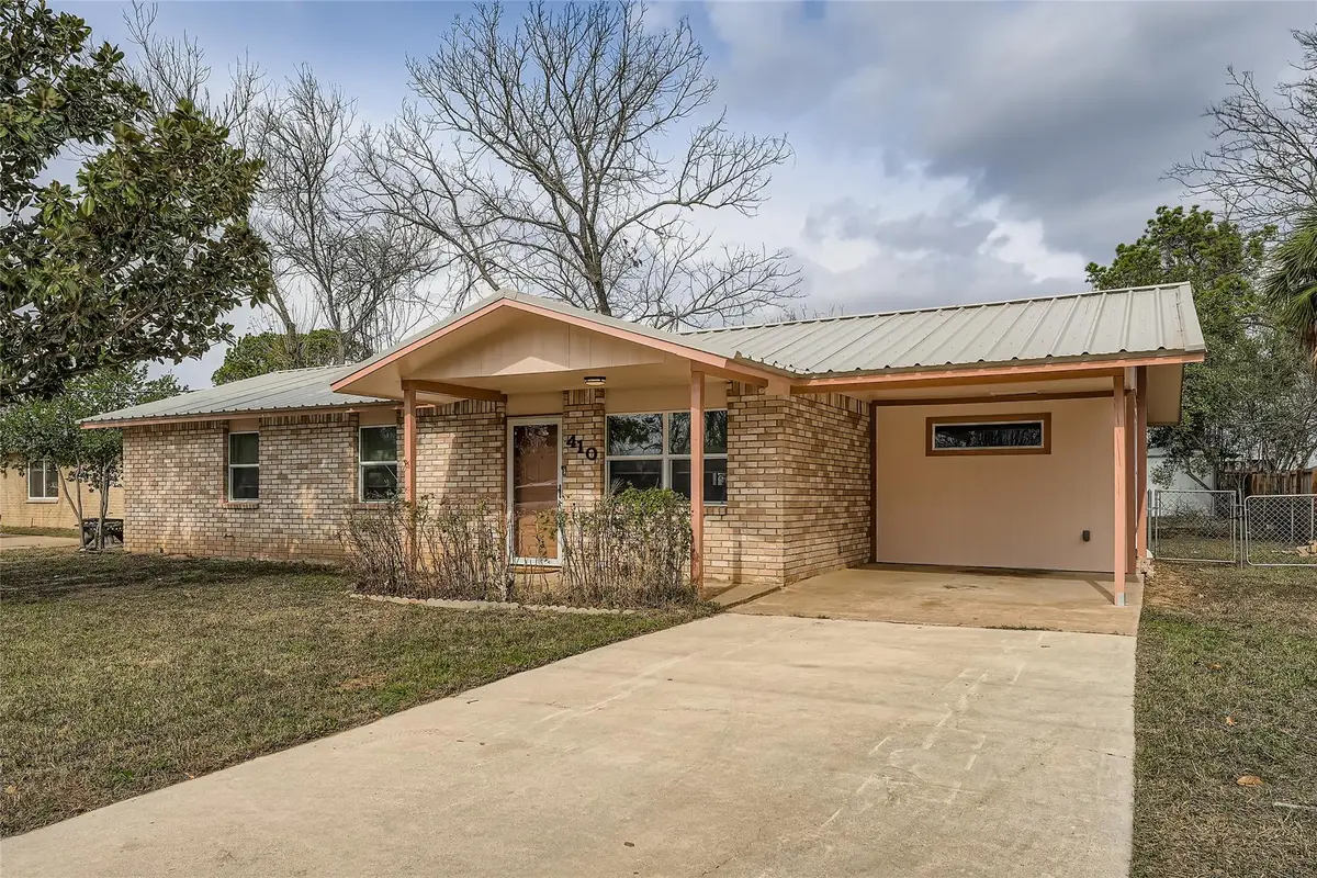 410 Magnolia St, Bastrop, TX 78602 - Image #1
