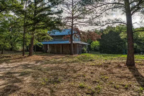 242 Cody Ln, Bastrop, TX 78602