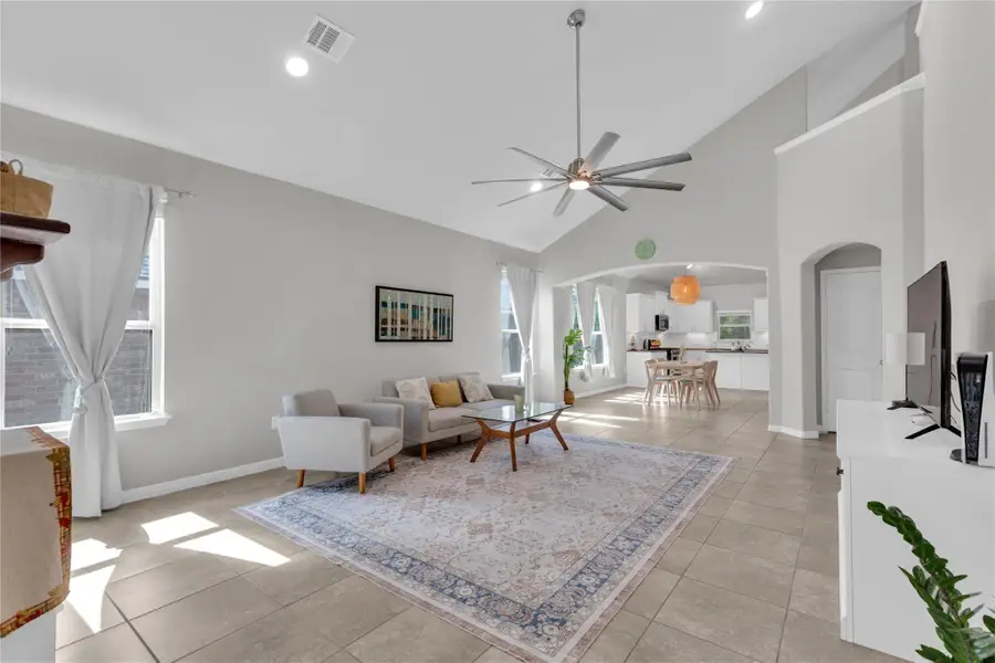 721 Schefer St, Leander, TX 78641 - #2