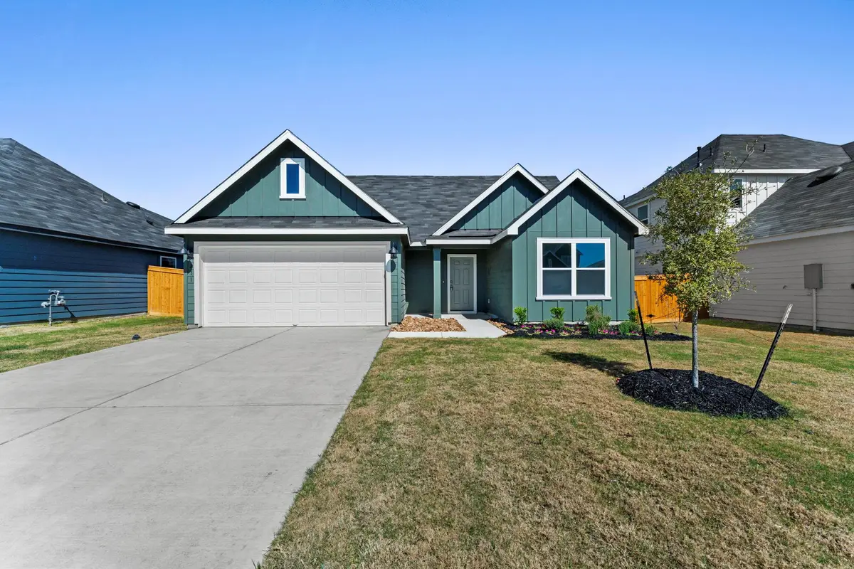 211 Las Lomas Dr, San Marcos, TX 78666 - #1