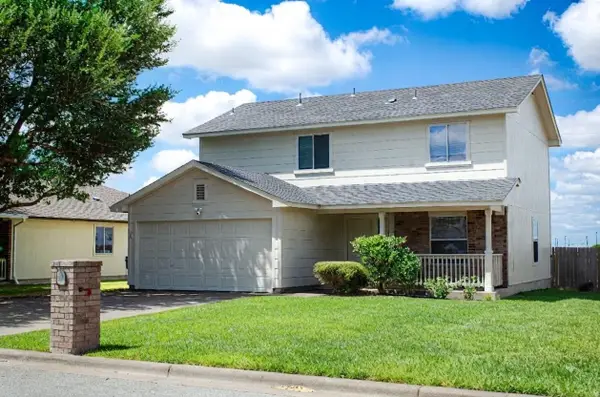 2805 Tyler Ln, Taylor, TX 76574