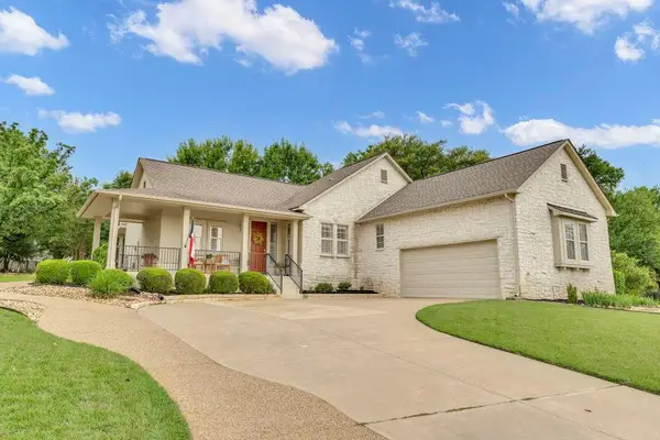 144 Cattle Trail Way, Georgetown, TX 78633