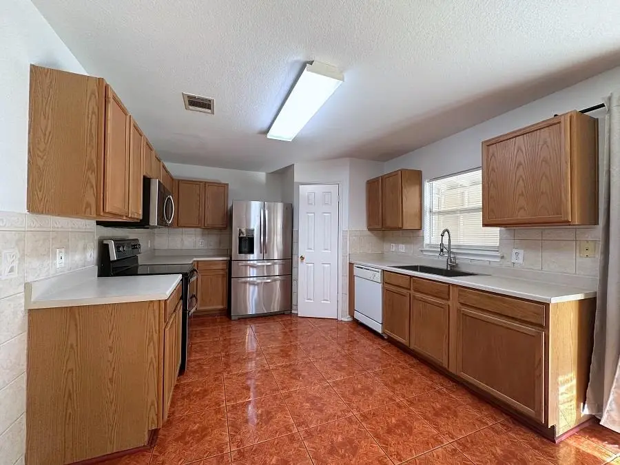 2205 Kaiser Dr, Austin, TX 78748 - #3