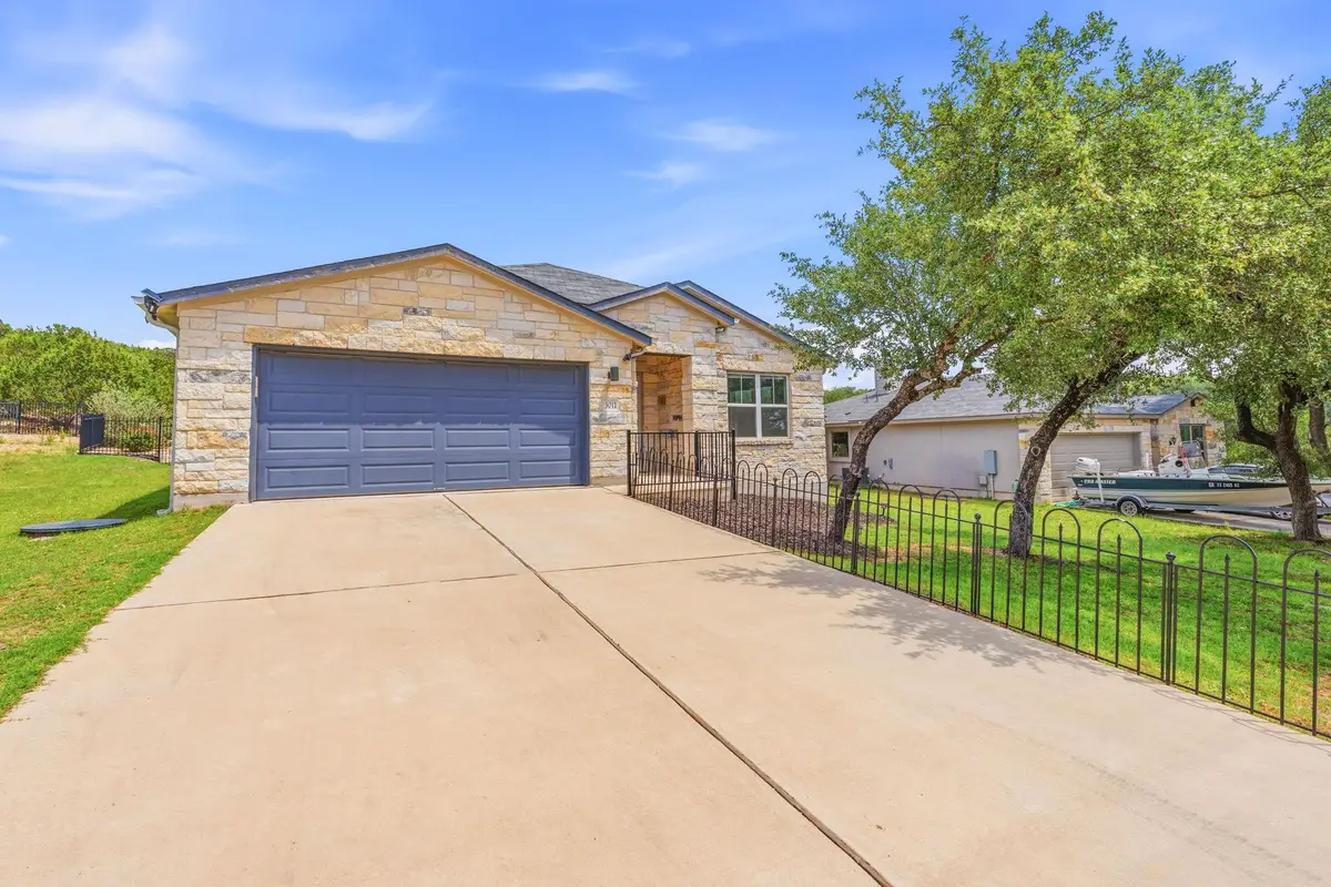 3011 American Dr, Lago Vista, TX 78645 - #1