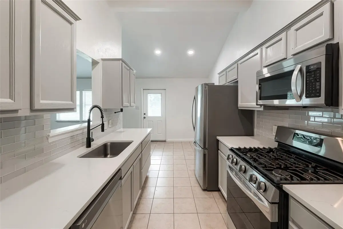 8505 Mayview Dr, Austin, TX 78724 - #1