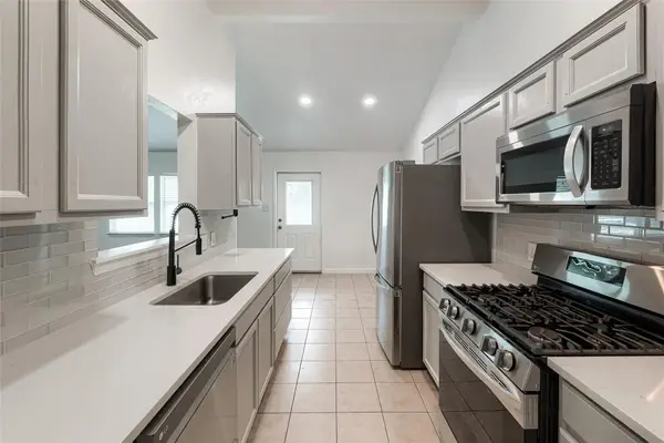 8505 Mayview Dr, Austin, TX 78724