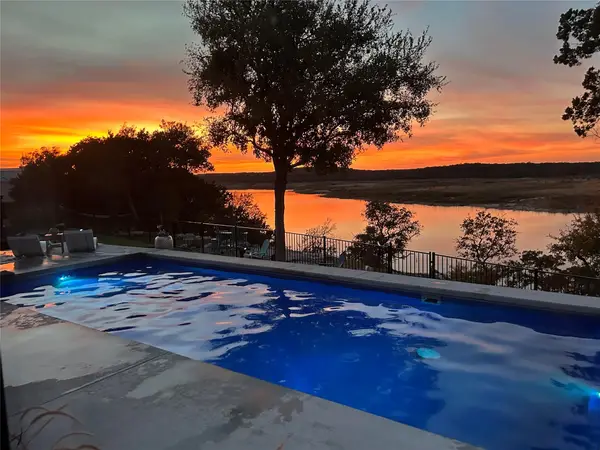 5104 Canyon Oaks Dr, Lago Vista, TX 78645