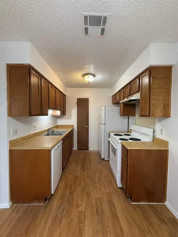 2115 Courtney St, Austin, TX 78745