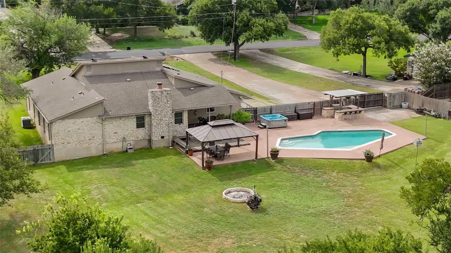 305 Canyon Wren Dr, Buda, TX 78610 - #2
