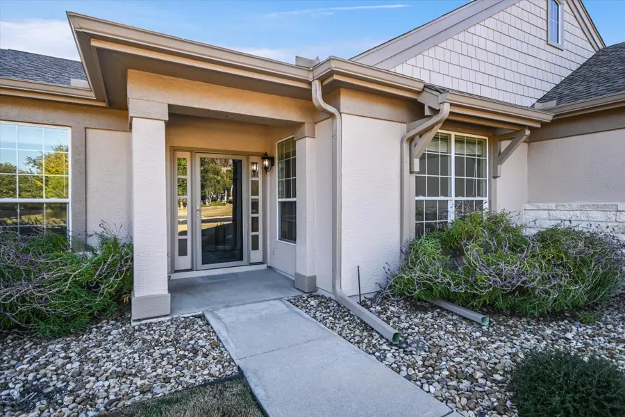 204 Colorado River Rd, Georgetown, TX 78633 - Image #2