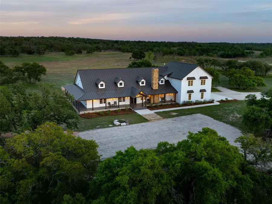 862 Grape Creek Road, Fredericksburg, TX 78624 - #2