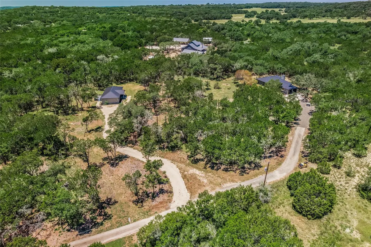 150-151 Star Thistle Trl, Wimberley, TX 78676 - #1