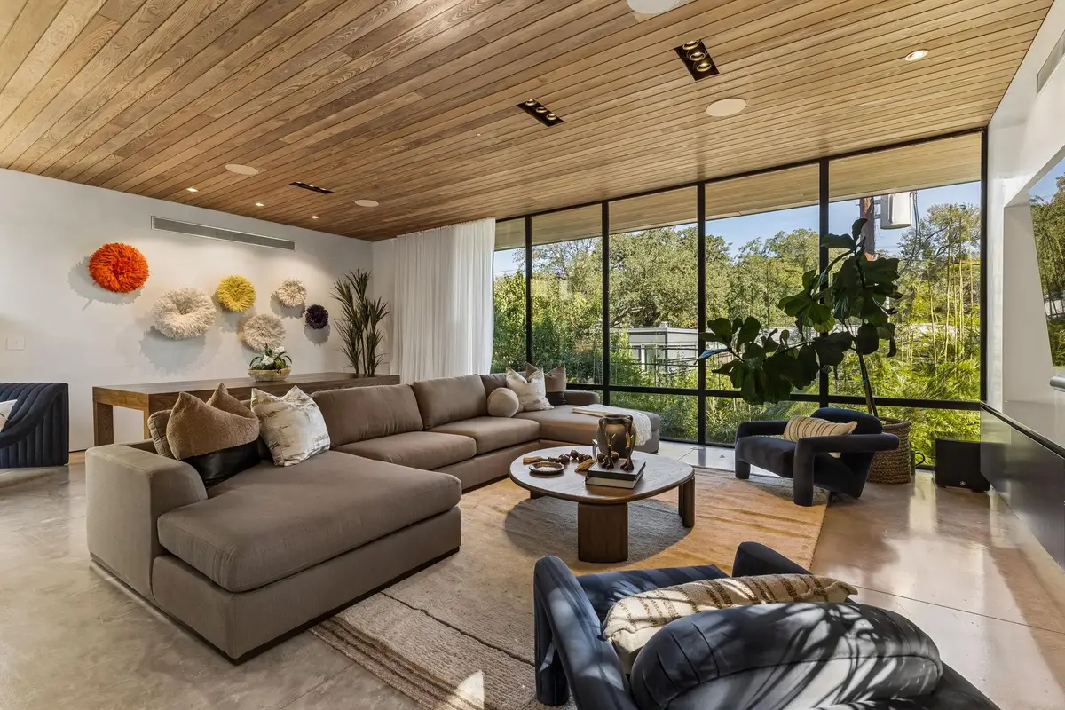 2304 Indian Trl, Austin, TX 78703 - #1