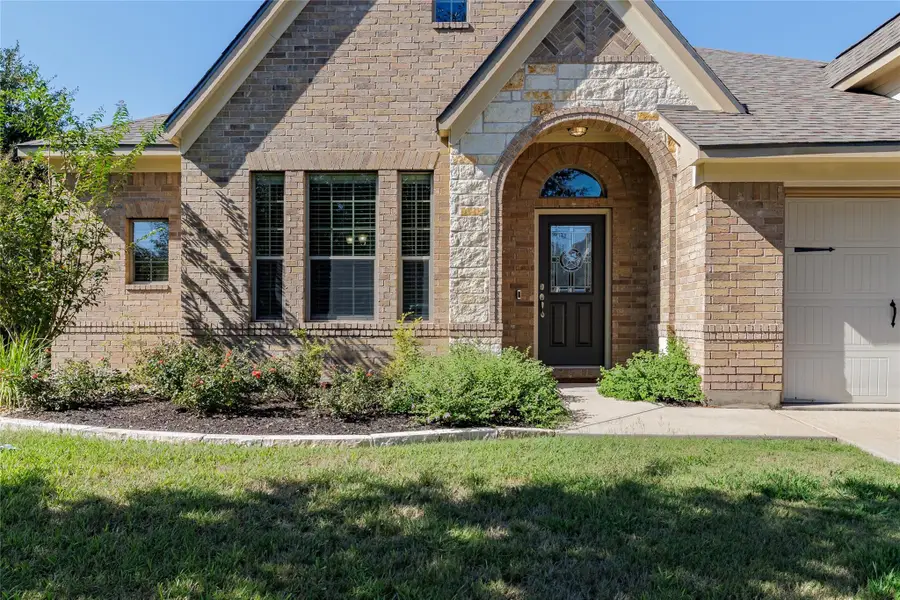 348 Lake Livingston Dr, Georgetown, TX 78628 - #2