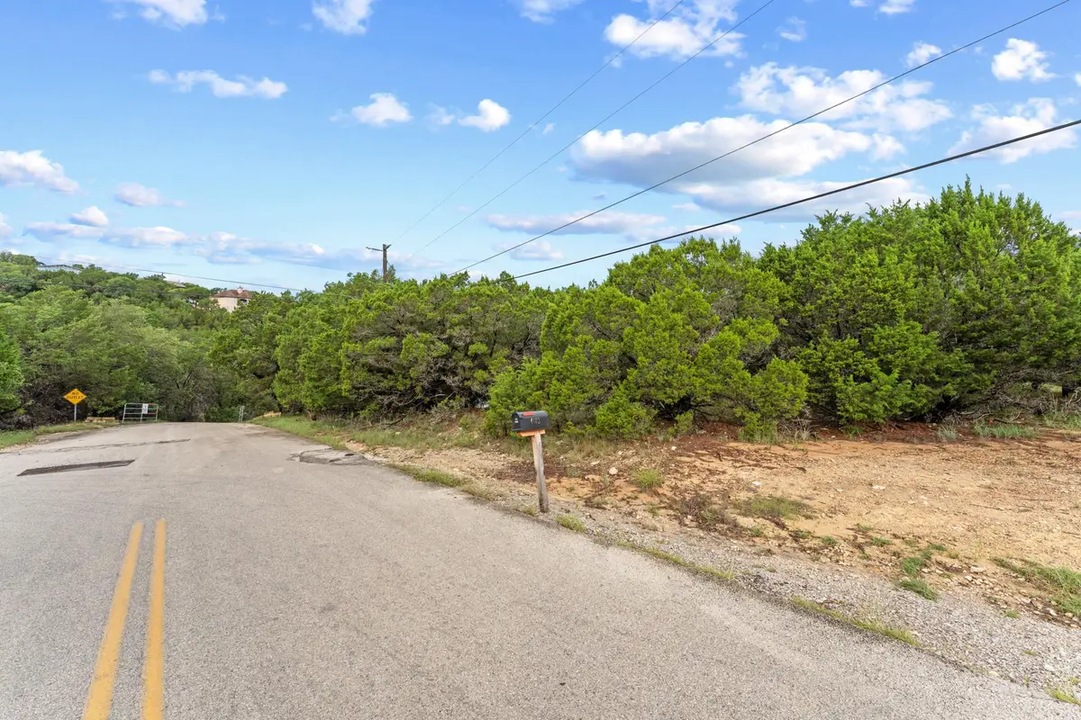 4602 Thunderbird Dr, Lago Vista, TX 78645 - #1