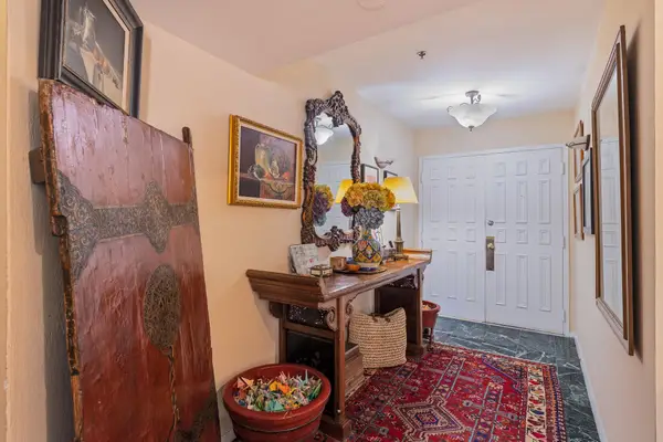 40 N Interstate 35 Highway N #1B3, Austin, TX 78701