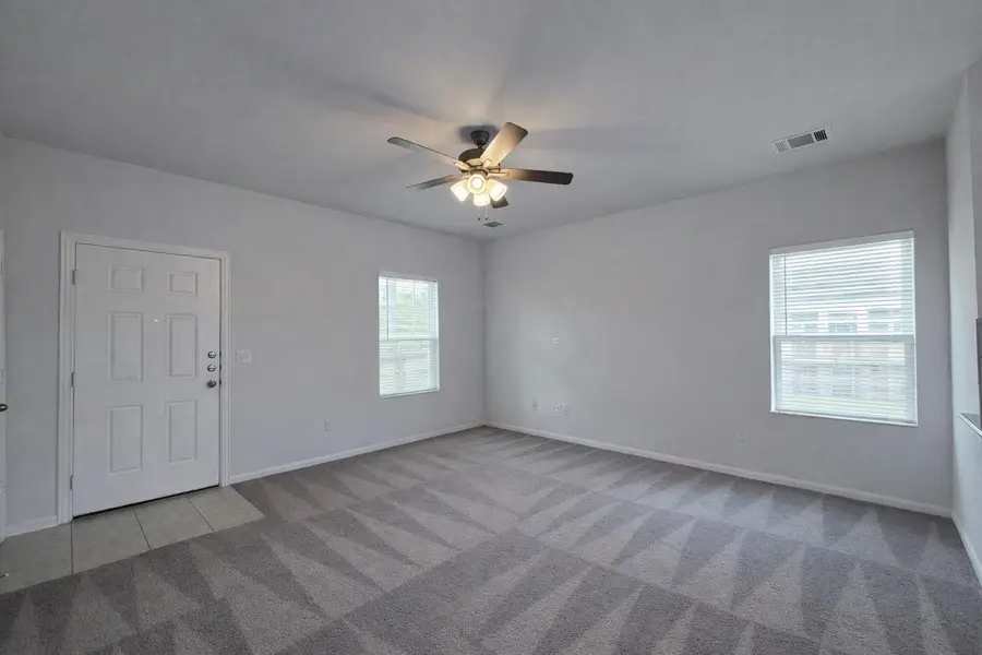 511 Pulitzer Dr, Hutto, TX 78634 - #3