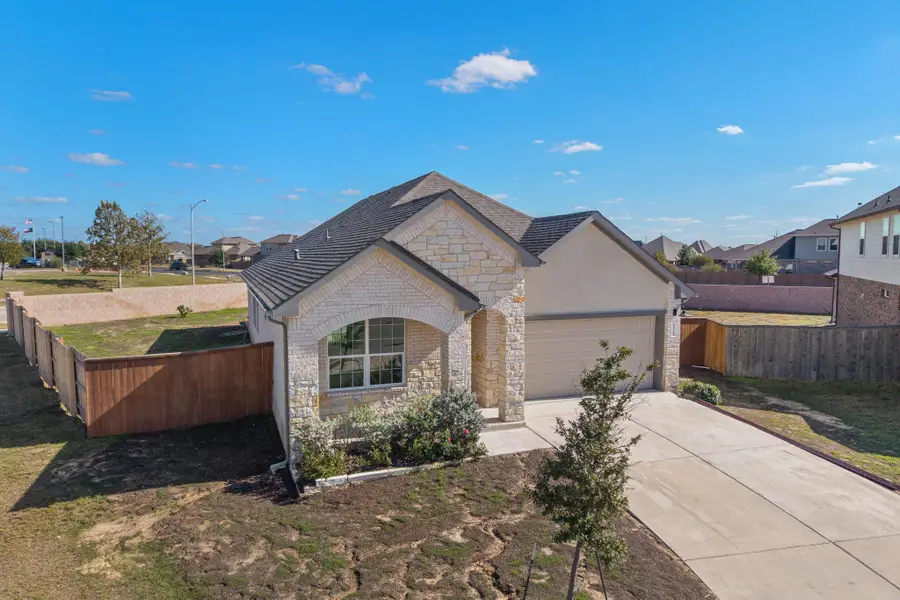 13721 Mcarthur Dr, Manor, TX 78653 - Image #3