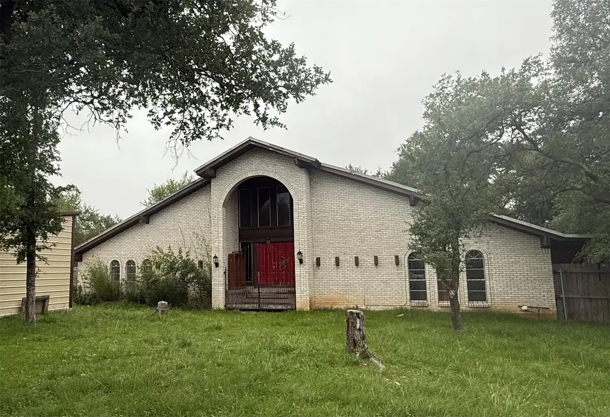 300 Bello Cir, Georgetown, TX 78628 - #1