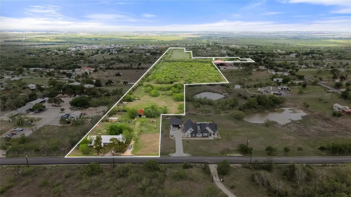 8802 Evelyn Rd, Buda, TX 78610 - #1