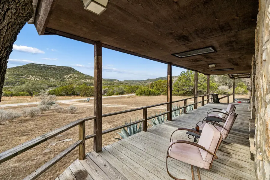 299 Live Oak Trl, Tarpley, TX 78883 - Image #2