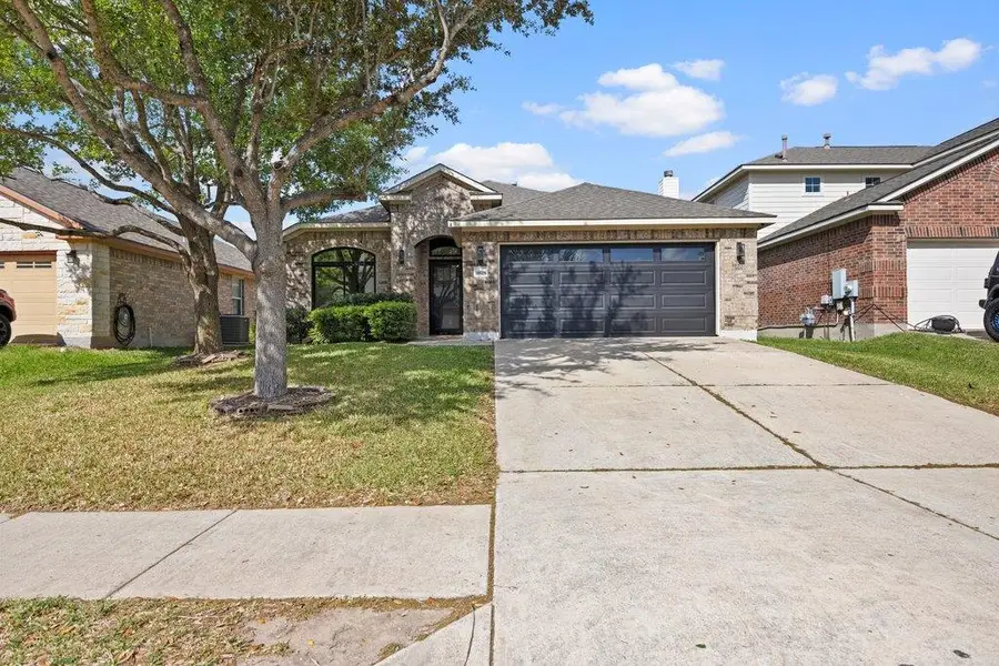 18528 Blue Pond Dr, Pflugerville, TX 78660 - #3