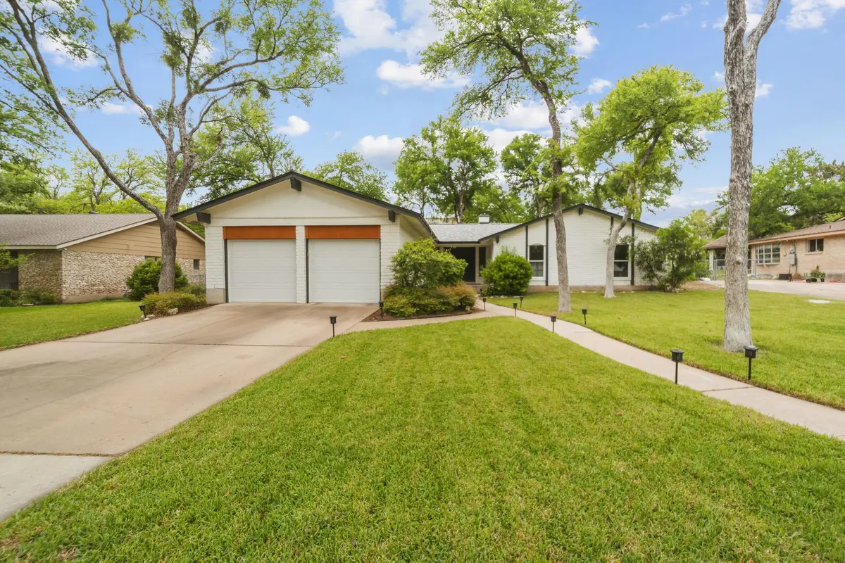 402 S Lake Creek Dr, Round Rock, TX 78681 - #1