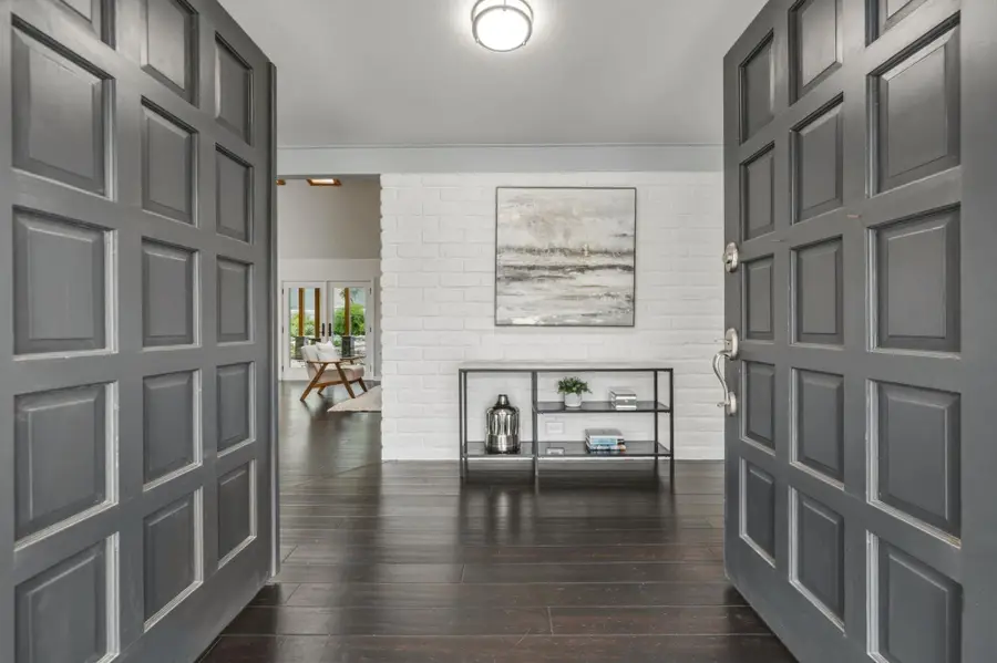 402 S Lake Creek Dr, Round Rock, TX 78681 - #3