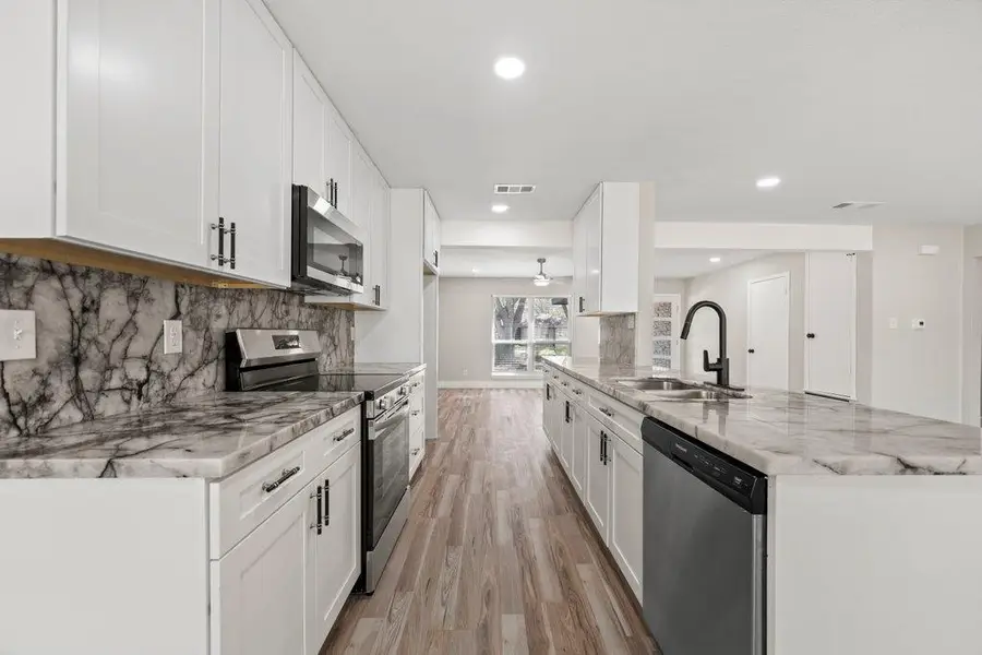 1313 Redbud Trl, Lockhart, TX 78644 - Image #2