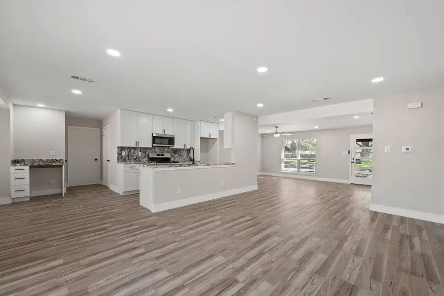 1313 Redbud Trl, Lockhart, TX 78644 - Image #3